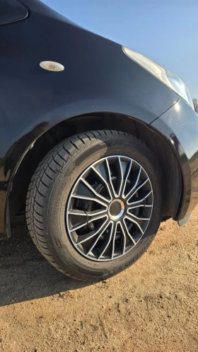 Toyota Yaris Toyta Yaris 1.3 VVT-i * климатик* , снимка 16