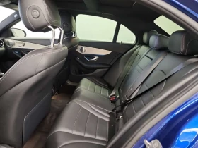 Mercedes-Benz C 300 АМГ Пакет/CARFAX/Панорама/Подгрев/Памет/2 Ключа, снимка 11