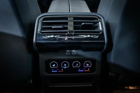 BMW 540 d xDrive* M-Sport* Pano* H/K* Лизинг, снимка 16