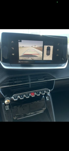 Peugeot 208 1.2Turbo, снимка 2