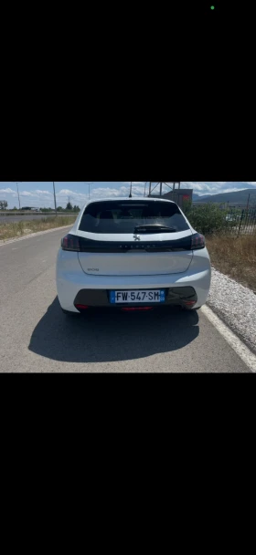 Peugeot 208 1.2Turbo, снимка 4