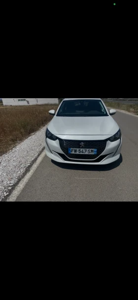 Peugeot 208 1.2Turbo, снимка 1