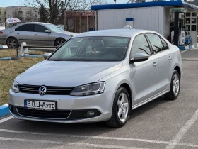     VW Jetta TSi 4- 