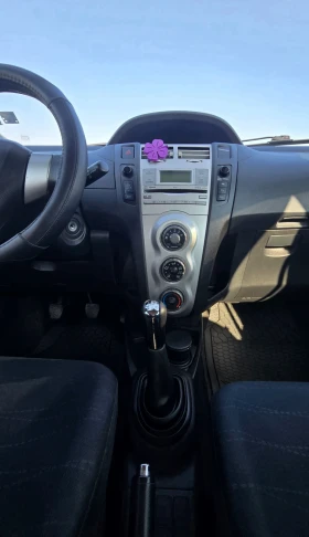 Toyota Yaris Toyta Yaris 1.3 VVT-i * климатик*  - 3750 € / 7334.36 лв. - 50401869 12