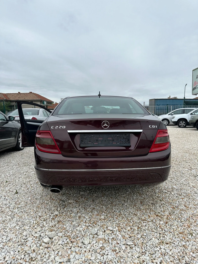 Mercedes-Benz C 220 C220 CDI, снимка 12 - Автомобили и джипове - 47423079