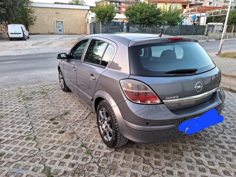 Opel Astra 1.7, снимка 5 - Автомобили и джипове - 47504576