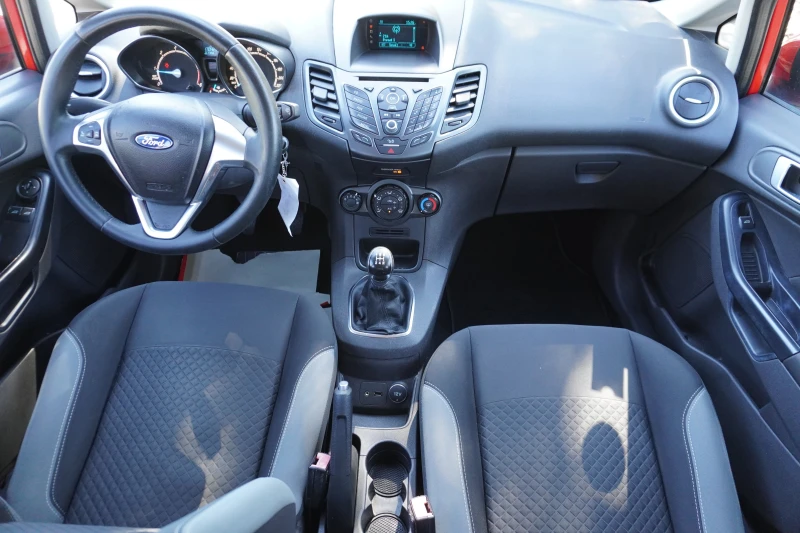 Ford Fiesta 1.6 TDCI 95KC, снимка 9 - Автомобили и джипове - 51524260