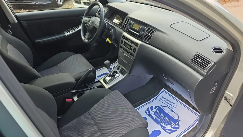 Toyota Corolla 1.4 d4d 90k.c.Автоматик, снимка 8 - Автомобили и джипове - 51703713