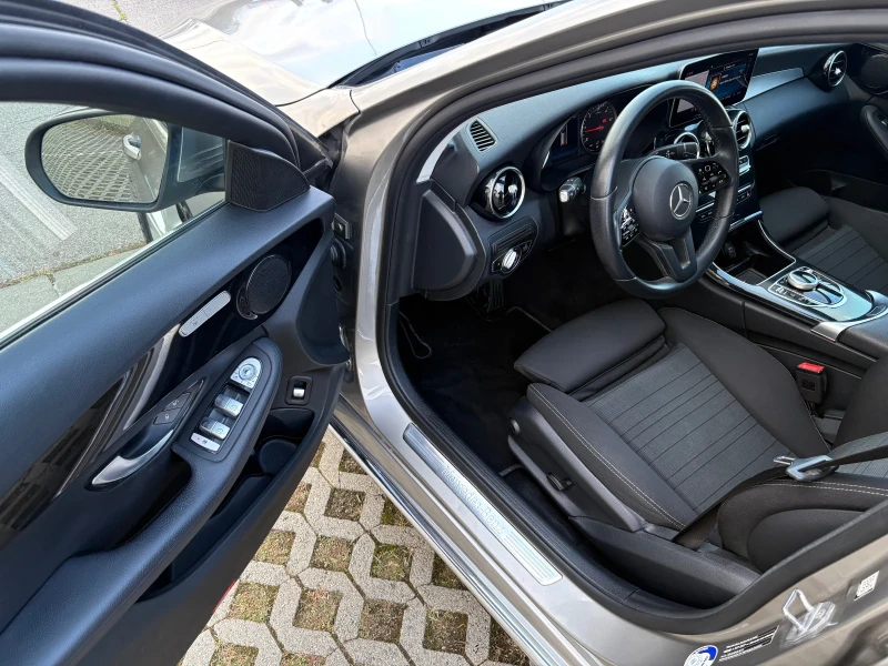 Mercedes-Benz C 200, снимка 10 - Автомобили и джипове - 52050996