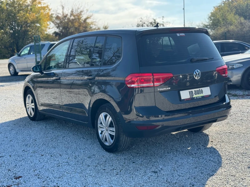 VW Touran, снимка 5 - Автомобили и джипове - 52261725