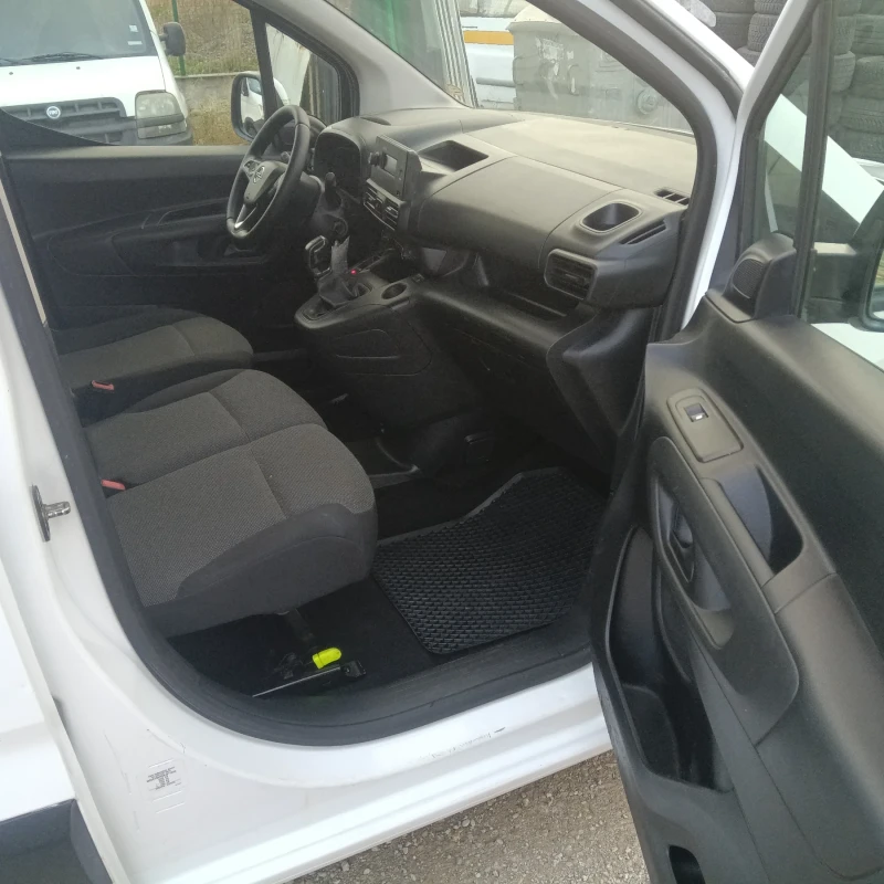 Opel Combo 1.6 DIESEL 99p.s, снимка 11 - Автомобили и джипове - 52695215