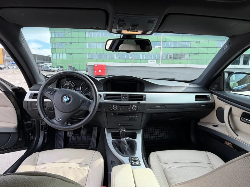 BMW 325 e92 LCI, снимка 8 - Автомобили и джипове - 52864613