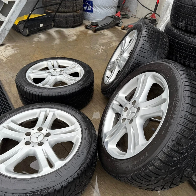 Mercedes-Benz E 200, снимка 9 - Автомобили и джипове - 53194357