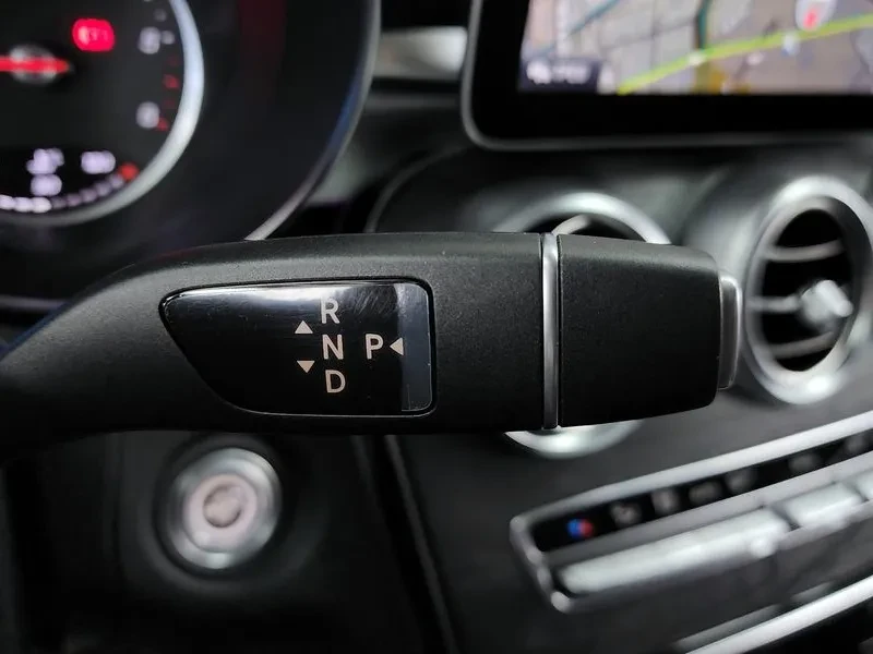 Mercedes-Benz C 220 - САМО 30% АВАНС, снимка 9 - Автомобили и джипове - 55405652