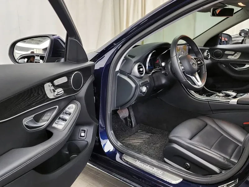 Mercedes-Benz C 220 - САМО 30% АВАНС, снимка 10 - Автомобили и джипове - 55405652