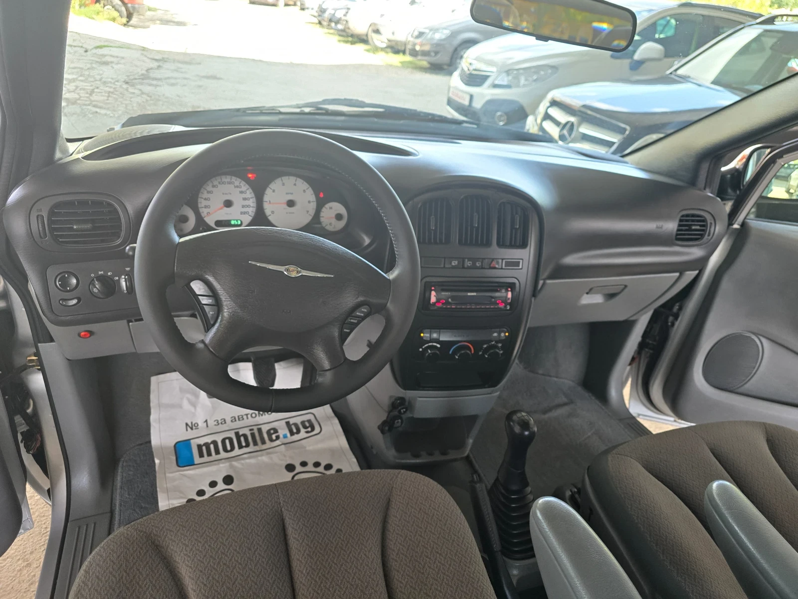 Chrysler Voyager 2.4  | Mobile.bg   12