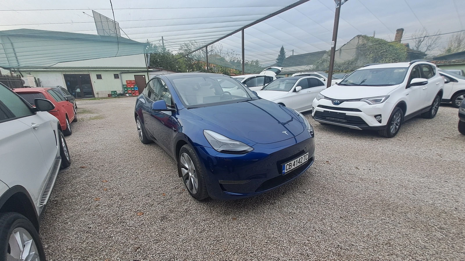 Tesla Model Y Long Range 4x4 НОВА - изображение 2
