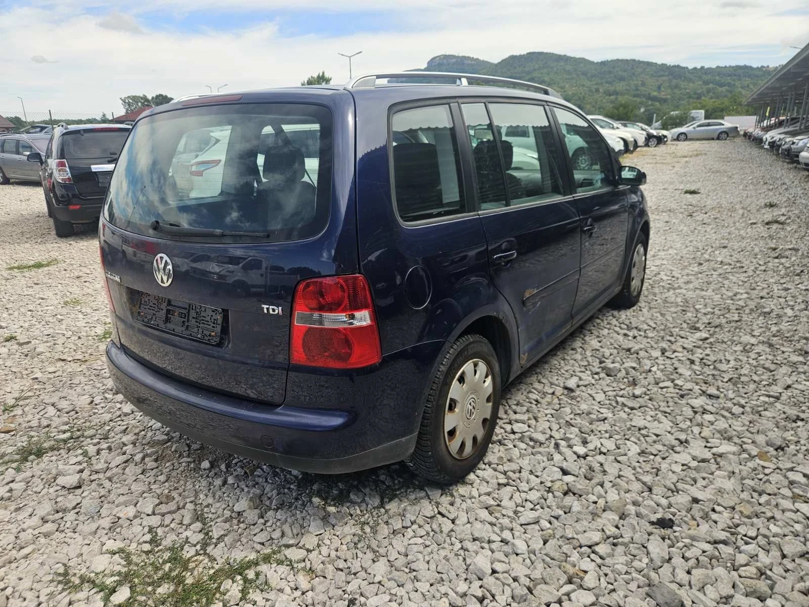 VW Touran 1.9 TDI 101  - изображение 8