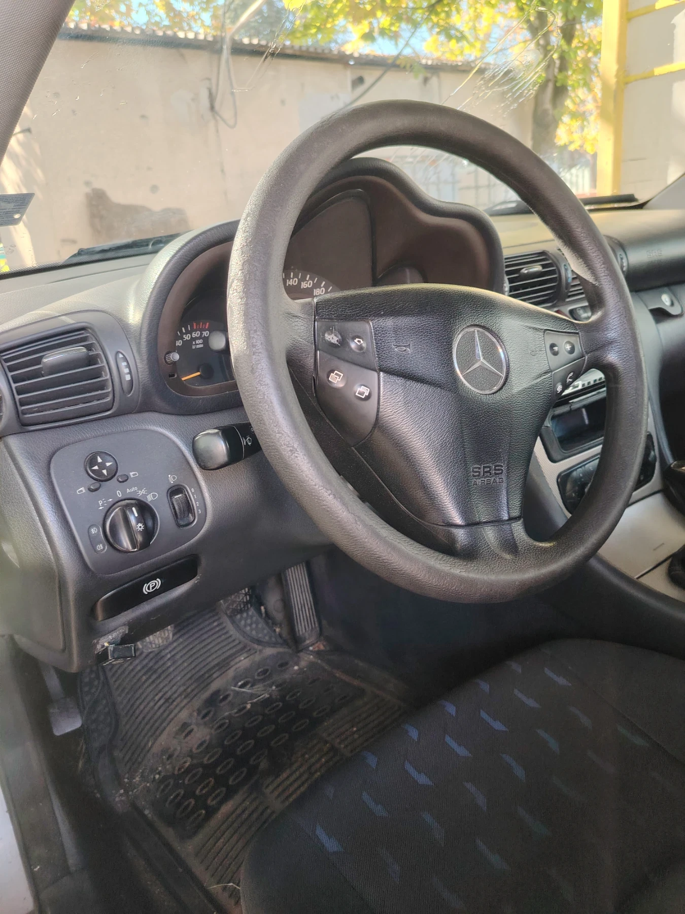 Mercedes-Benz C 180 1.8 бензин -газ - изображение 4