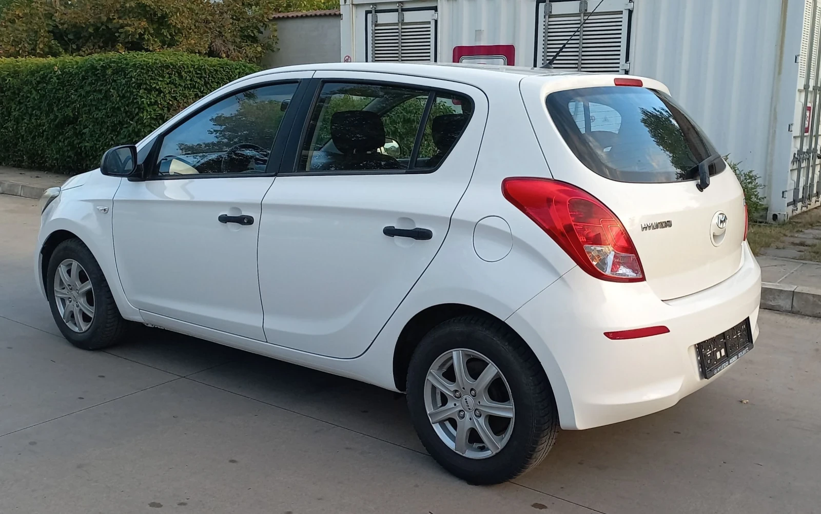 Hyundai I20 1.25i 86 - изображение 7