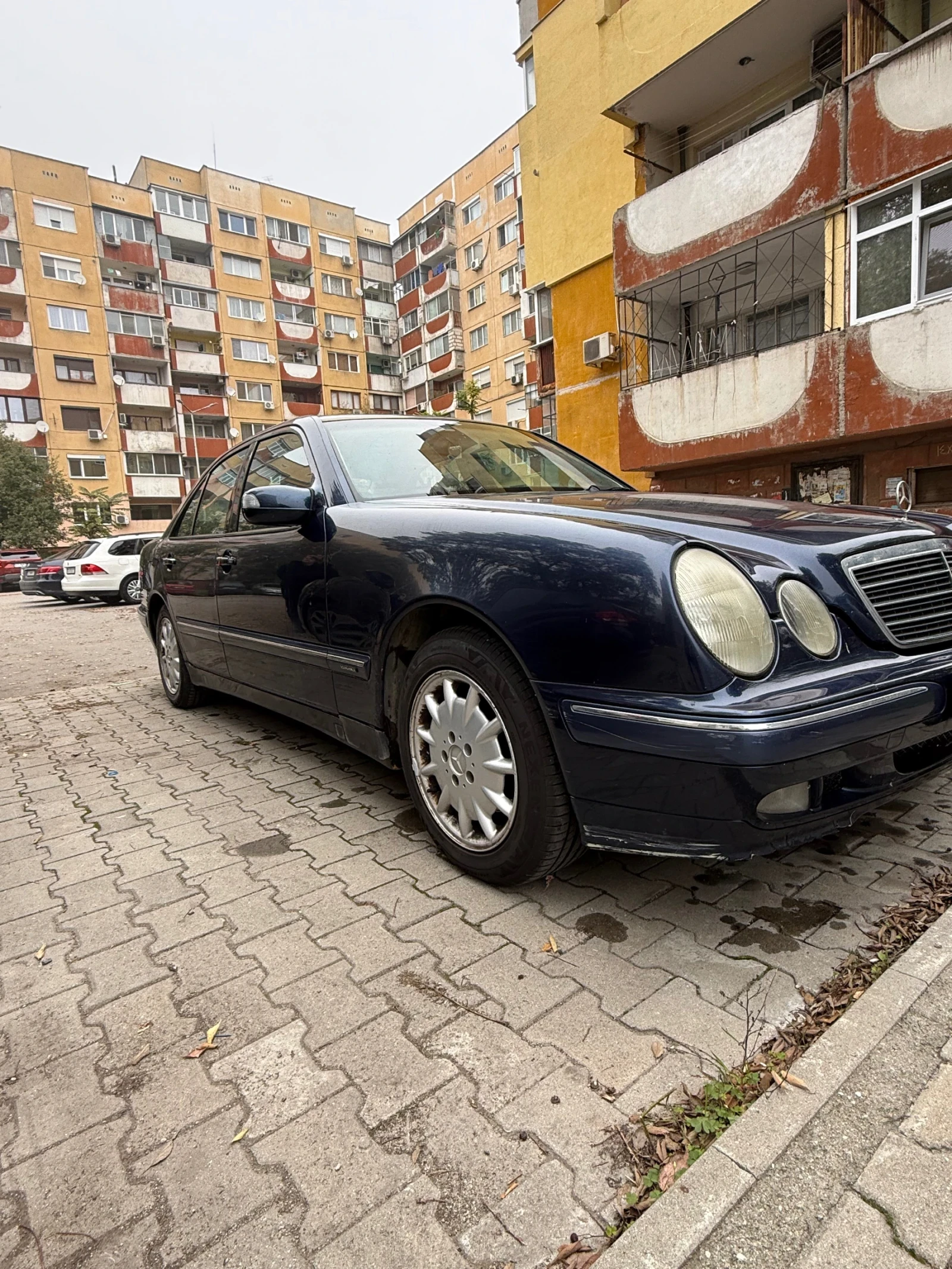 Mercedes-Benz E 200 Kompressor - изображение 6