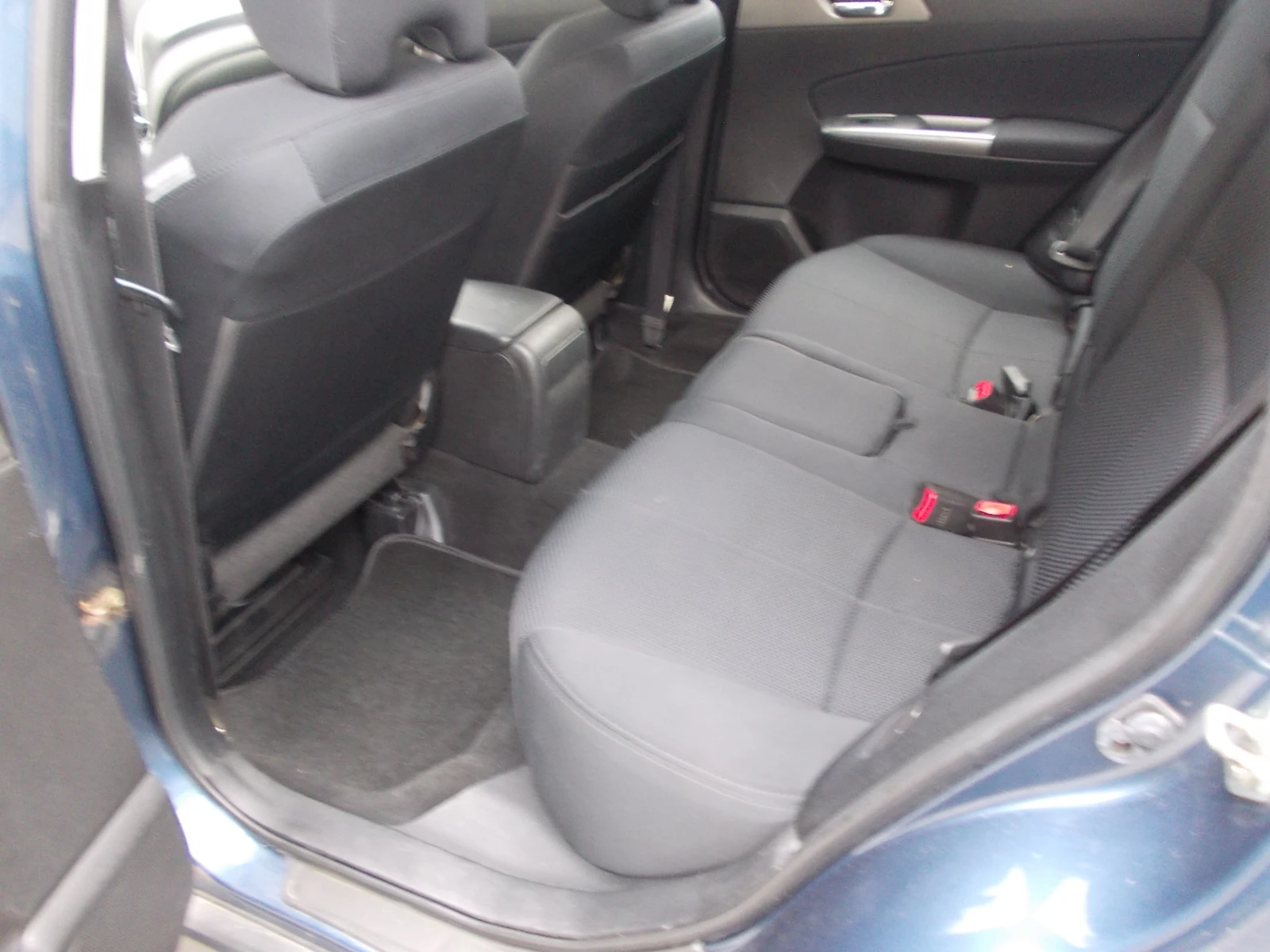 Subaru Forester 2.0-4x4-����� | Mobile.bg � ����������� 8
