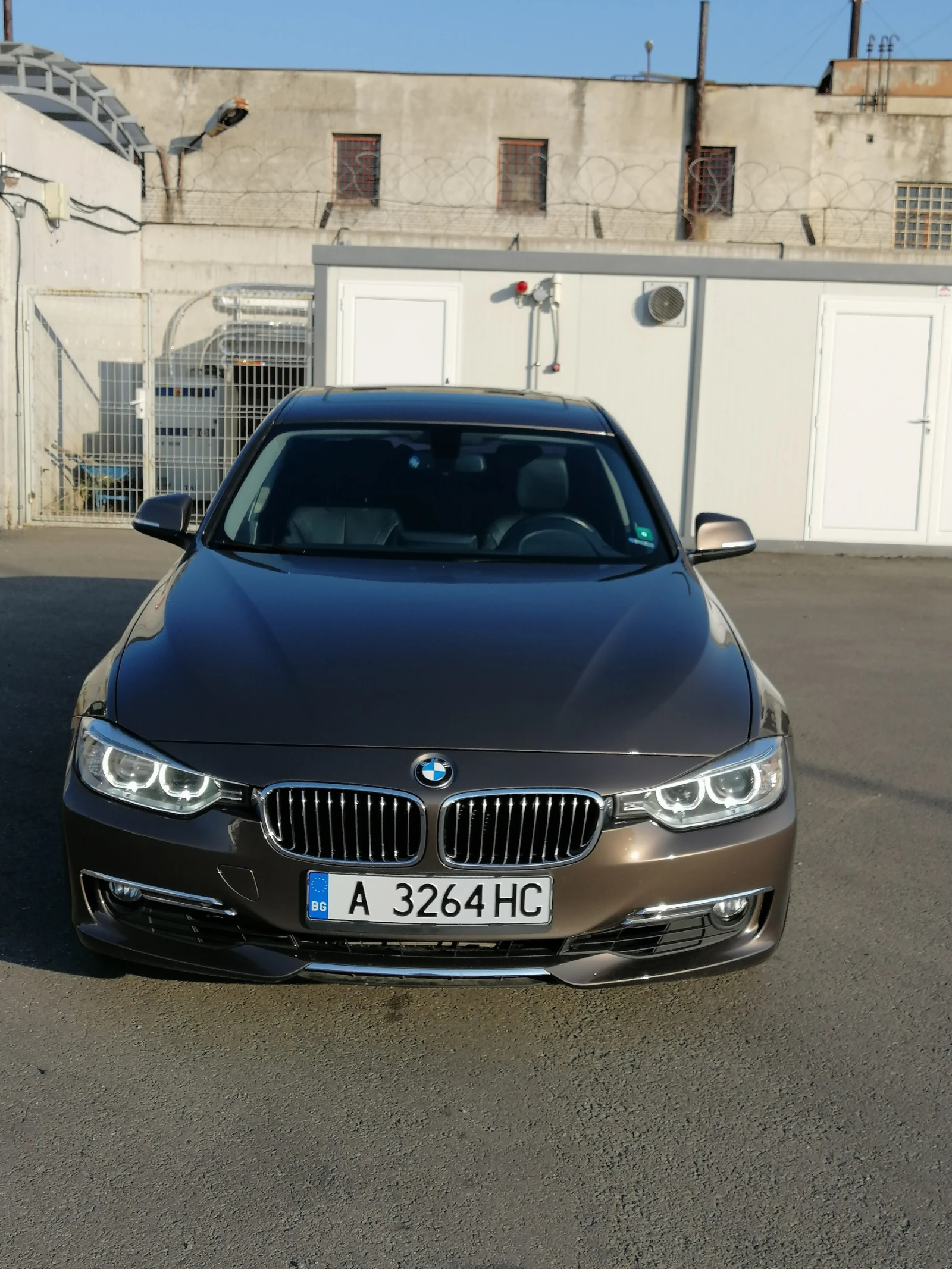 BMW 328 LUXORY xDrive - изображение 5