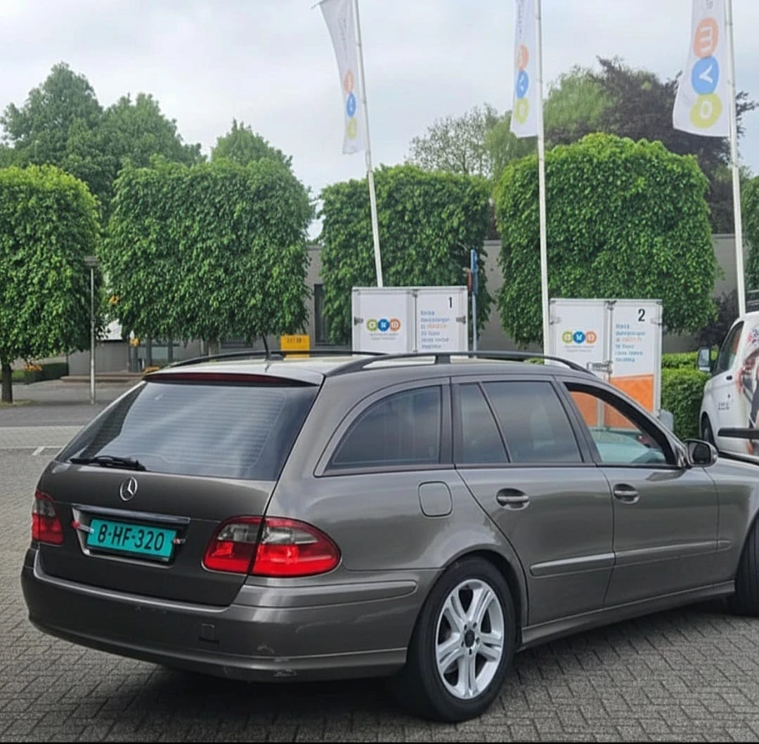 Mercedes-Benz E 200  - изображение 7