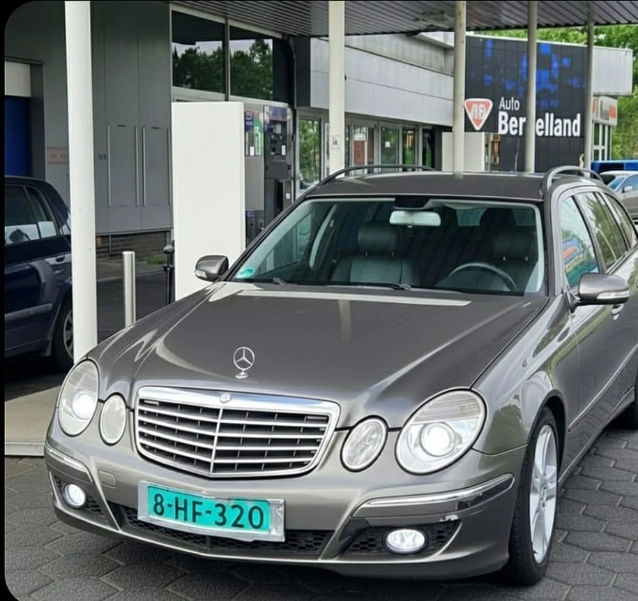 Mercedes-Benz E 200  - изображение 6