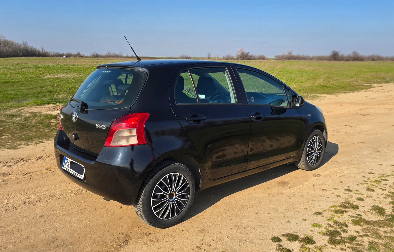 Toyota Yaris Toyta Yaris 1.3 VVT-i * � ������* ��������*  | Mobile.bg � ����������� 5
