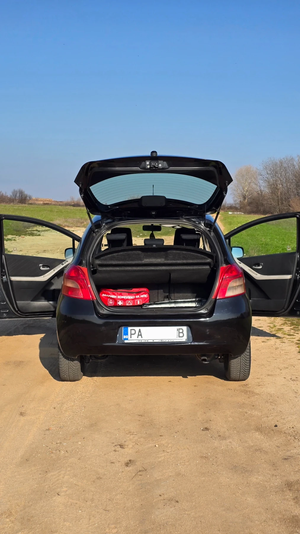 Toyota Yaris Toyta Yaris 1.3 VVT-i * климатик* , снимка 7 - Автомобили и джипове - 53750640