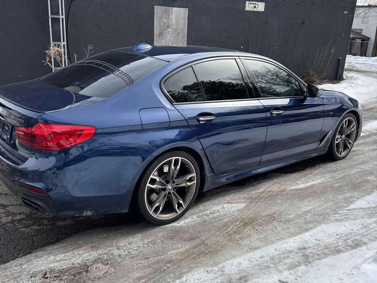 BMW 550 * xDrive * CARFAX * МАСАЖ * HK * 360 * HUD *  - изображение 3