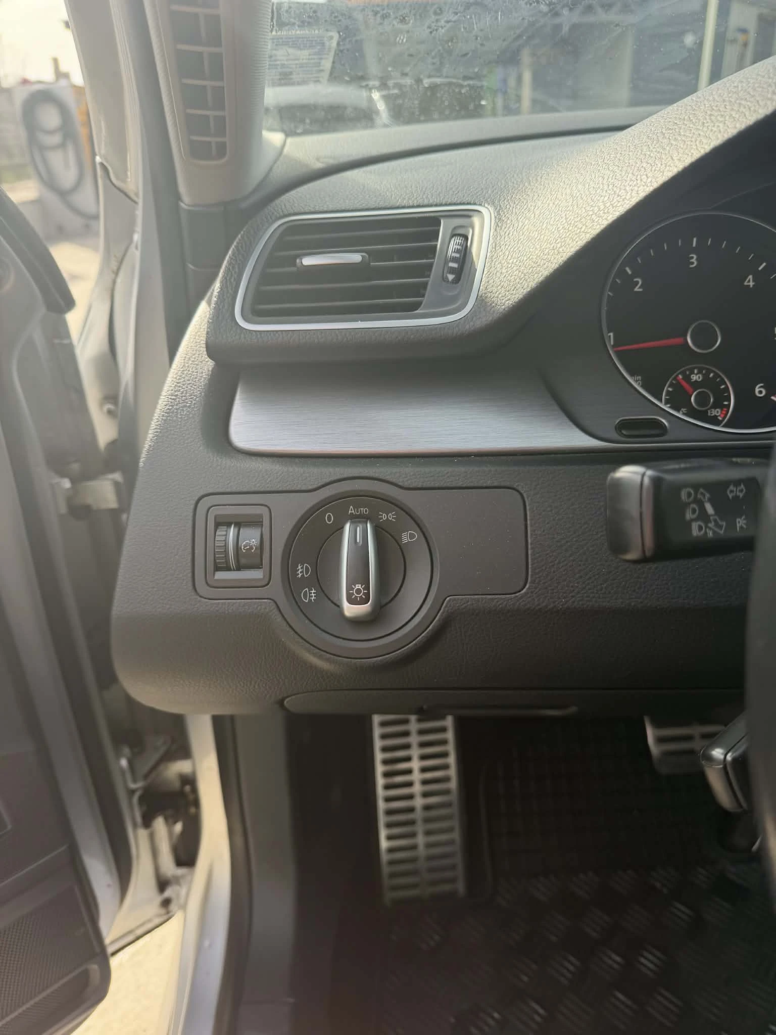 VW Passat B7, снимка 14 - Автомобили и джипове - 53800143