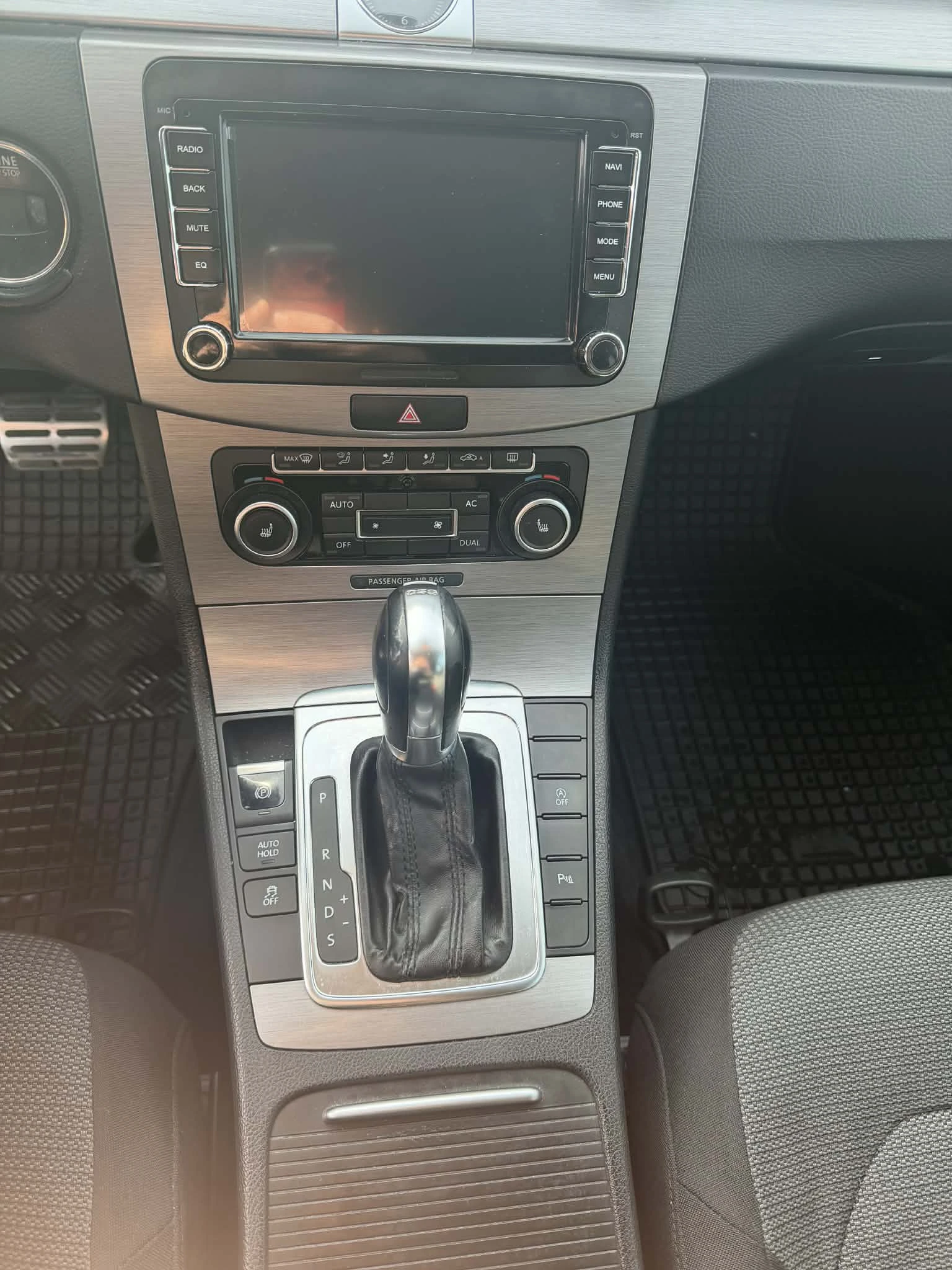 VW Passat B7, снимка 9 - Автомобили и джипове - 53800143