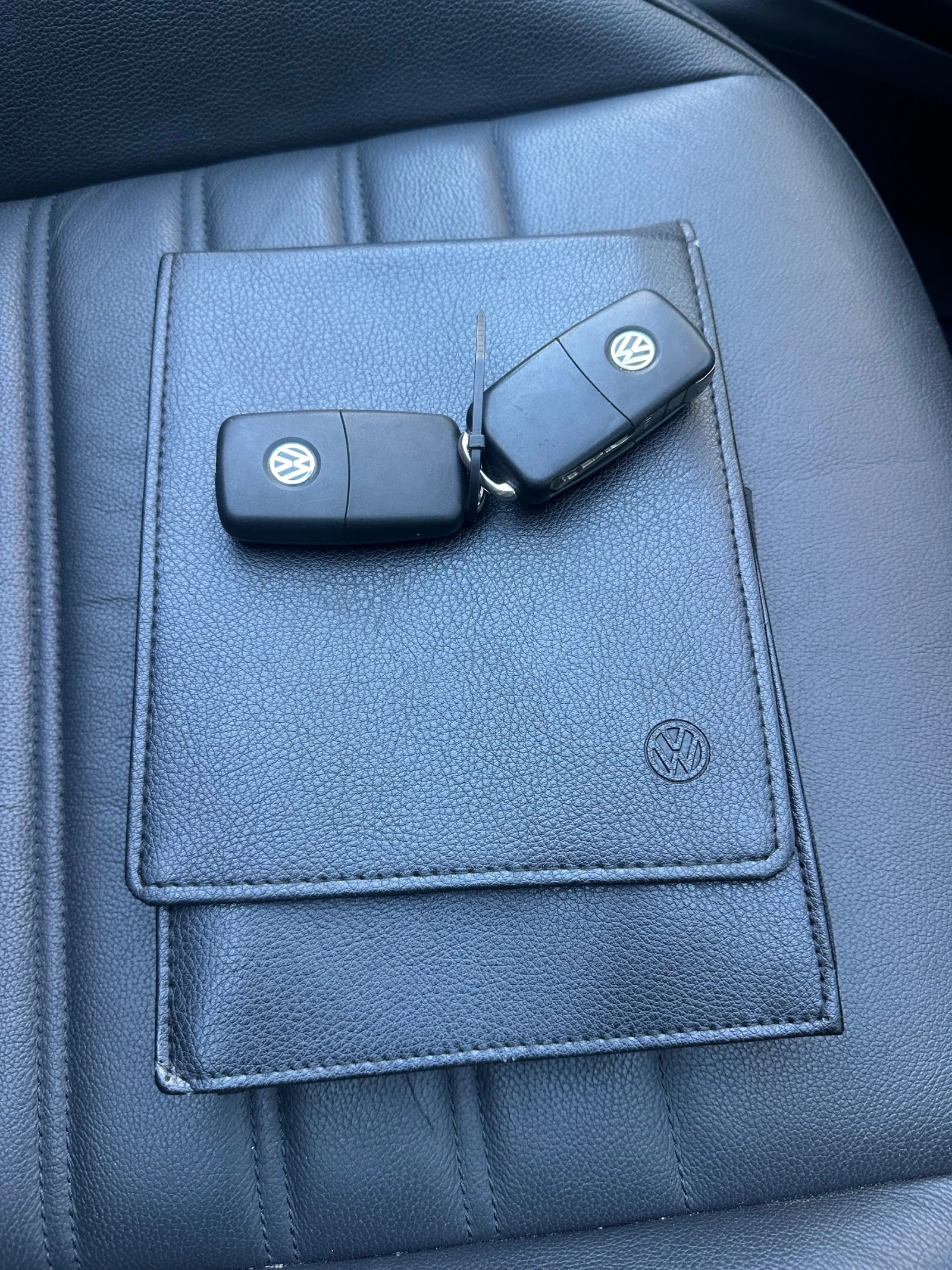 VW Beetle R-Line, снимка 13 - Автомобили и джипове - 54140049