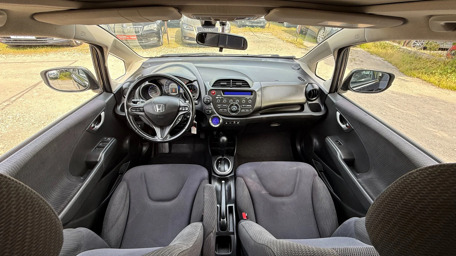Honda Jazz 1.3i HYBRID, снимка 9 - Автомобили и джипове - 54478080