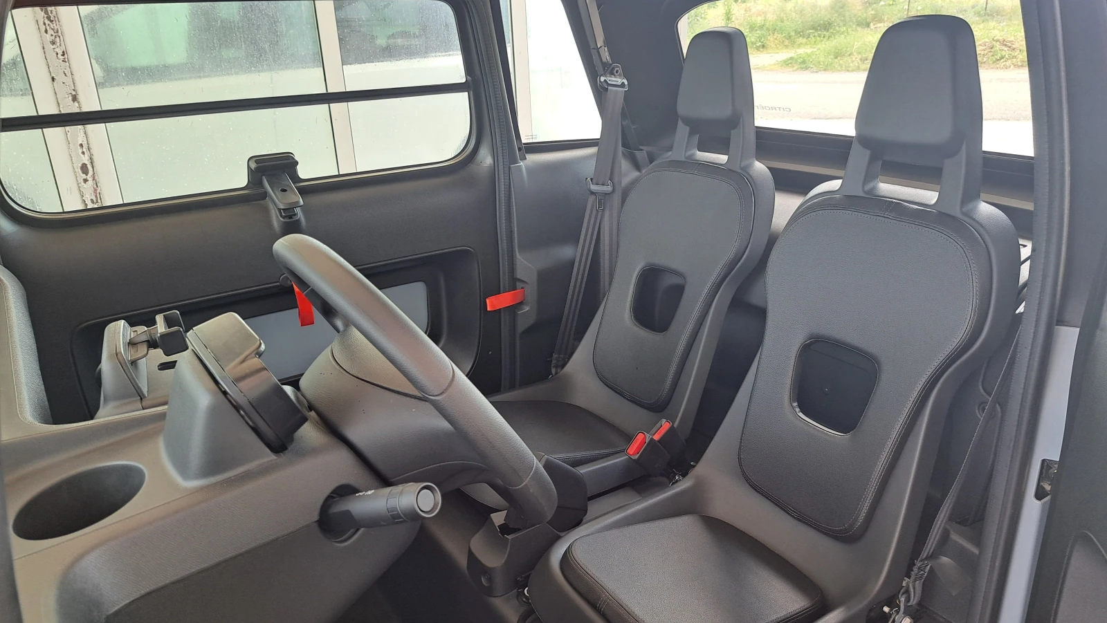 Citroen Ami Електрически автомобил, снимка 8 - Автомобили и джипове - 54778230