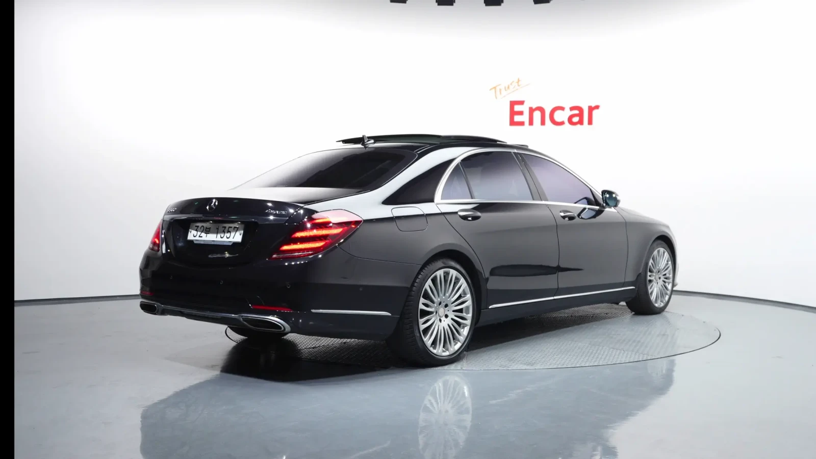 Mercedes-Benz S 560 S560L 4MATIC, снимка 3 - Автомобили и джипове - 54946169