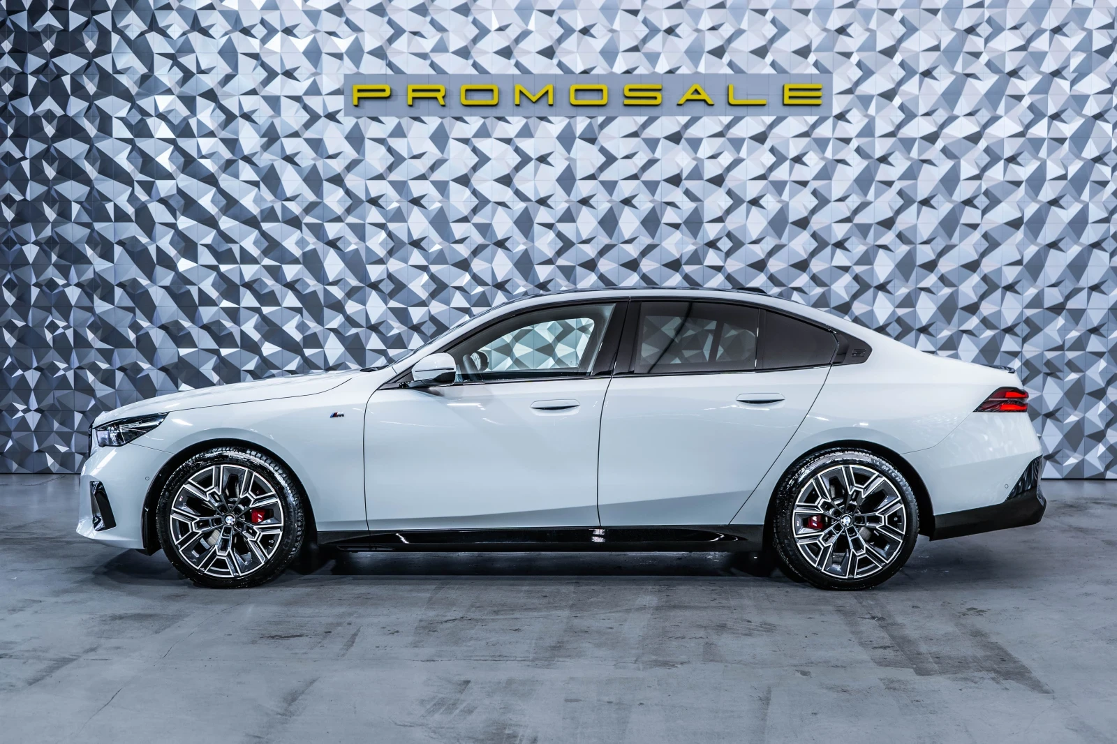 BMW 540 d xDrive* M-Sport* Pano* H/K* Лизинг, снимка 6 - Автомобили и джипове - 55084433