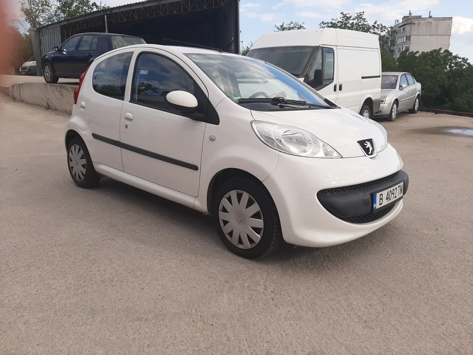 Peugeot 107 1.0i KLIMA, снимка 4 - Автомобили и джипове - 55251400