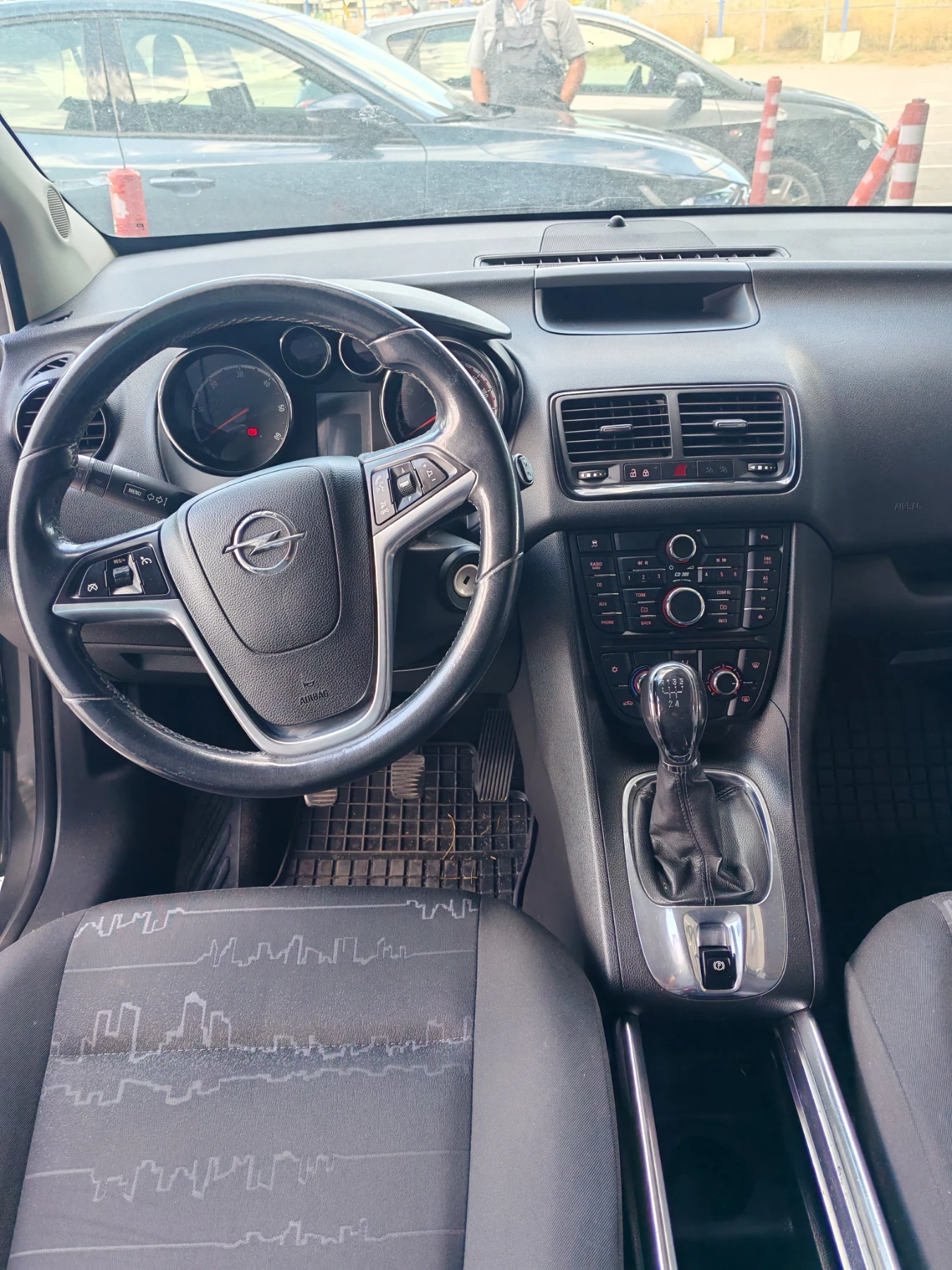 Opel Meriva 2, снимка 6 - Автомобили и джипове - 55337360