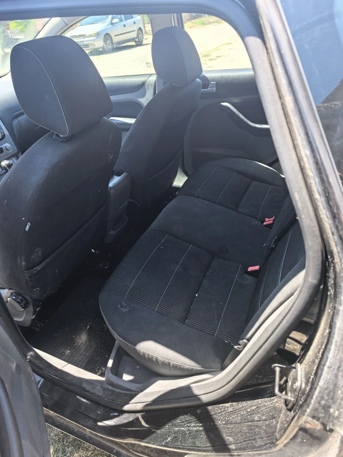 Ford Focus 1.6TDCI, снимка 5 - Автомобили и джипове - 55640680