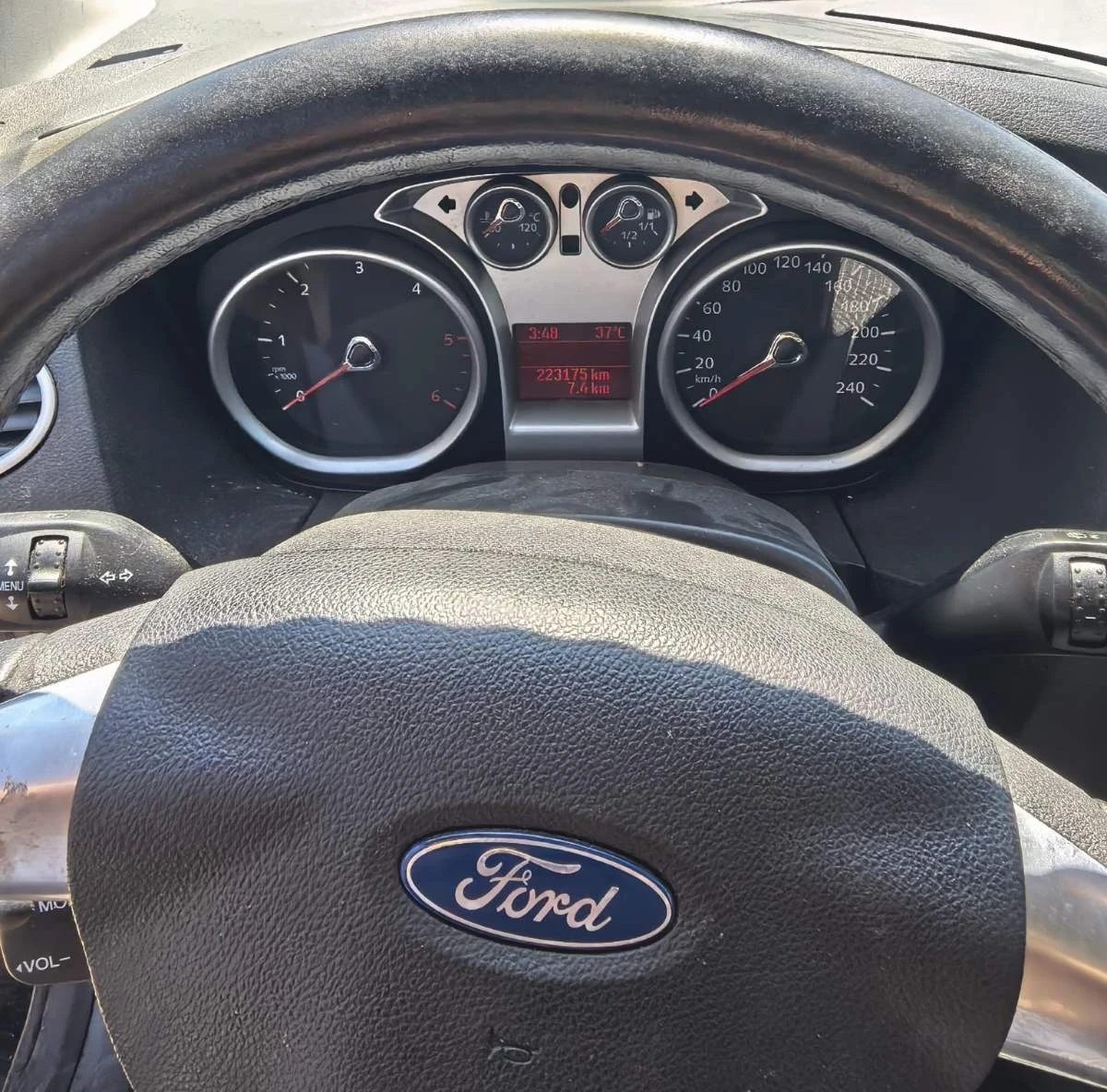 Ford Focus 1.6TDCI, снимка 8 - Автомобили и джипове - 55640680
