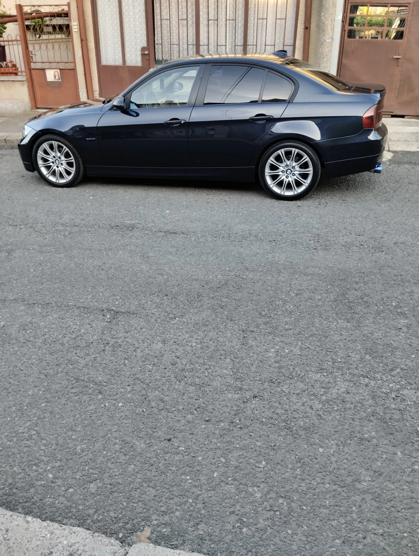 BMW 320 Е90