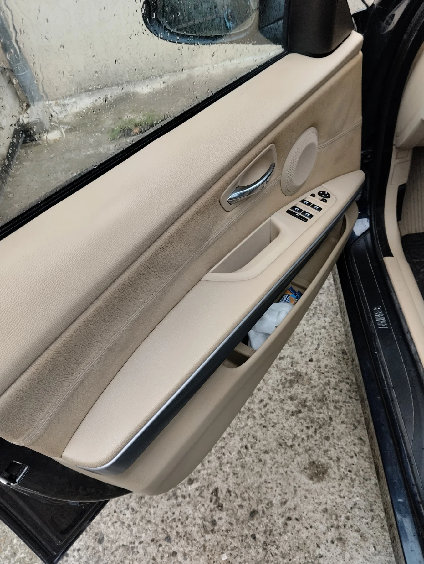 BMW 320 Е90, снимка 11 - Автомобили и джипове - 56064054