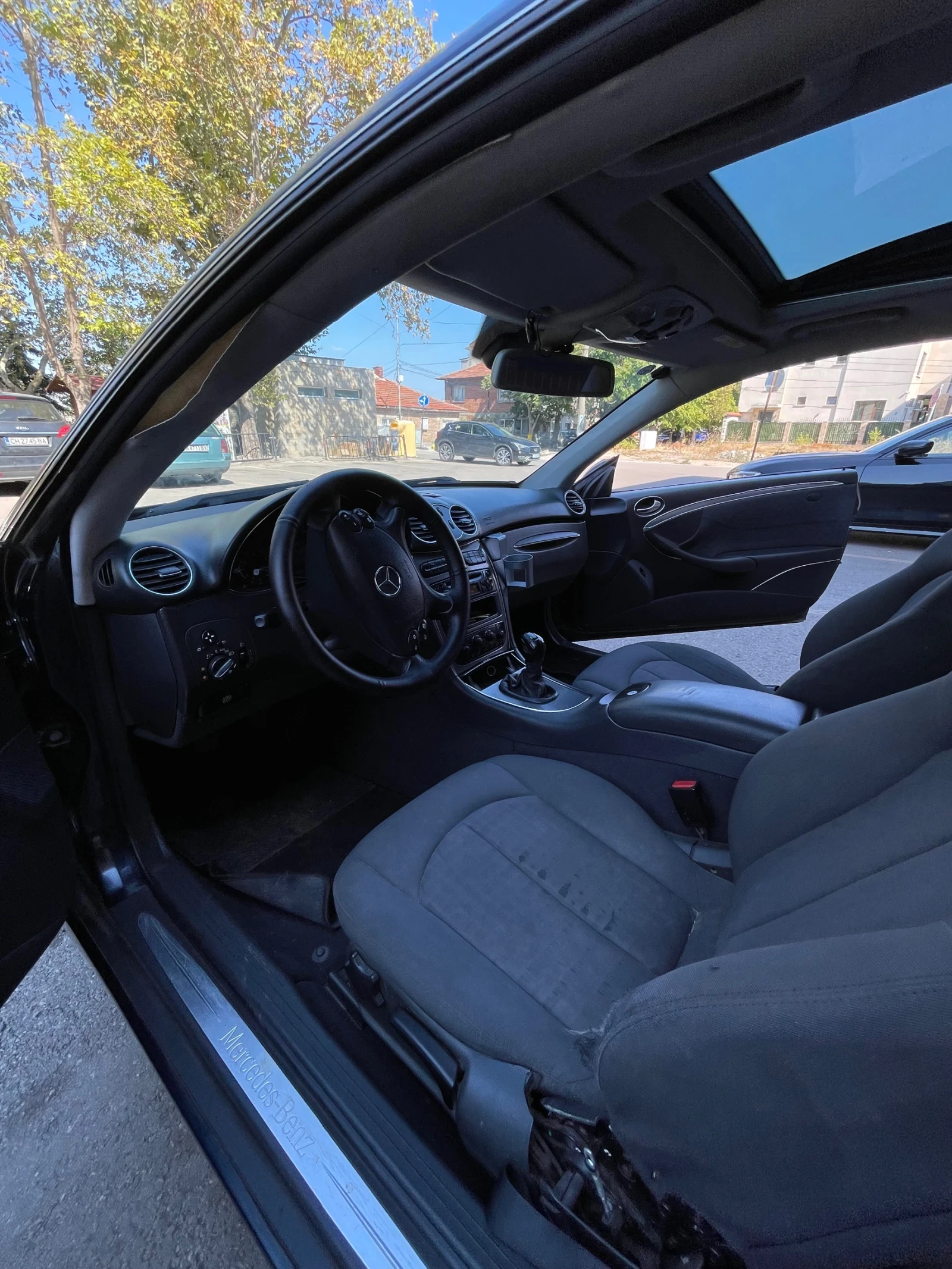 Mercedes-Benz CLK, снимка 8 - Автомобили и джипове - 56161738