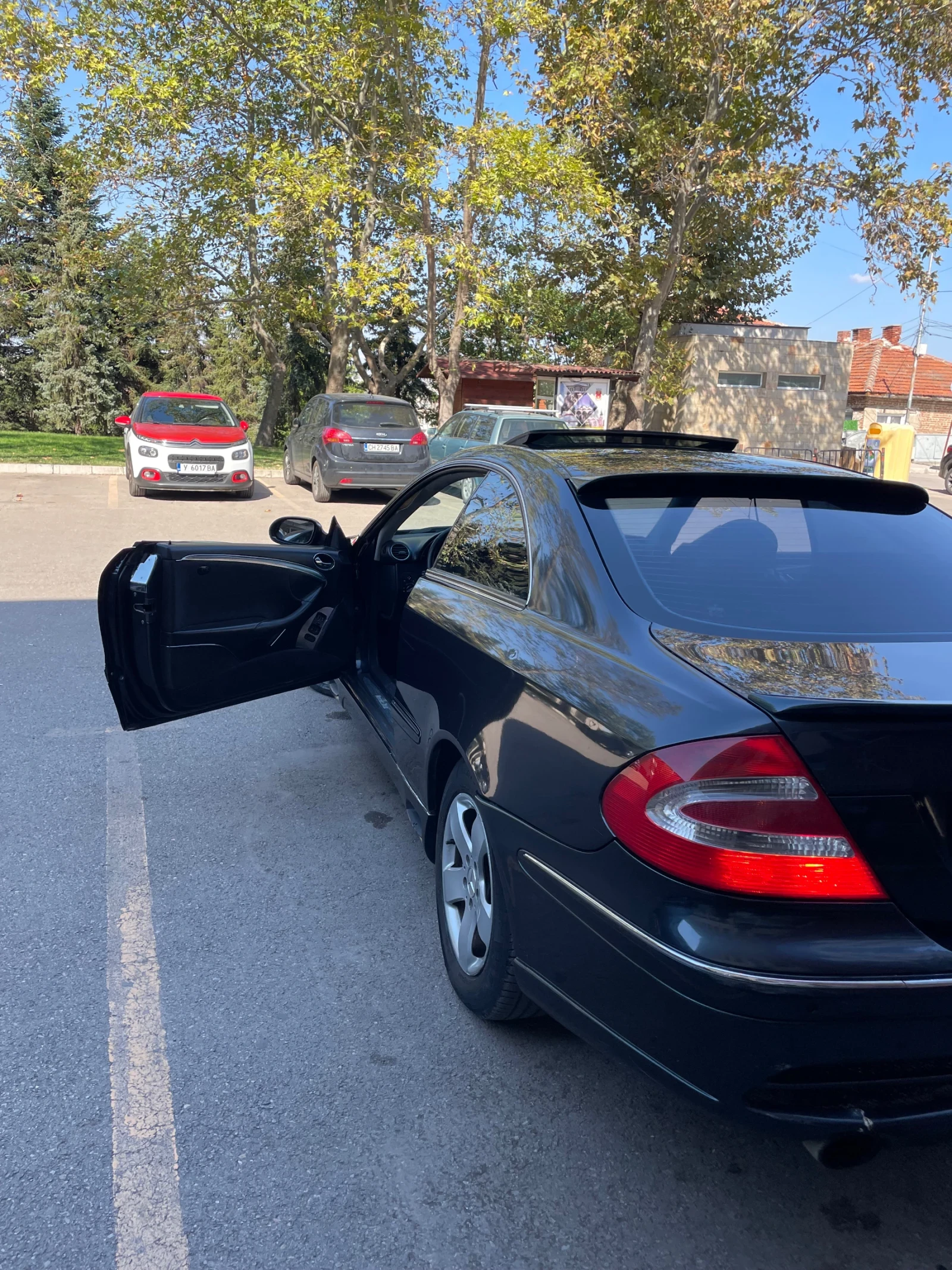 Mercedes-Benz CLK, снимка 3 - Автомобили и джипове - 56161738