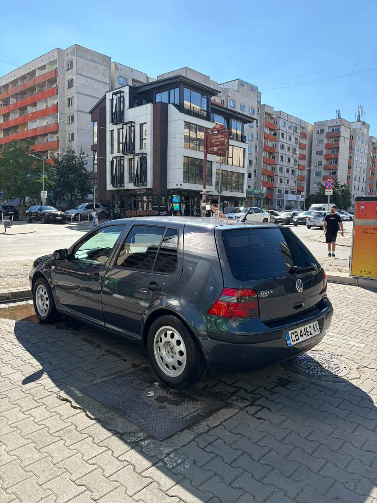 VW Golf