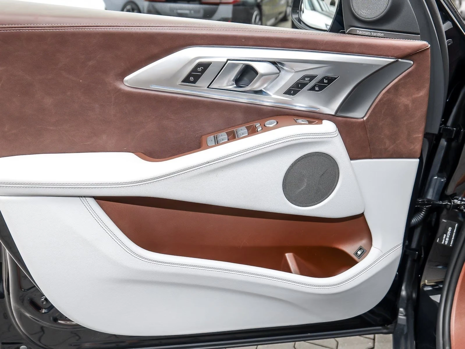 BMW XM LABEL/xDrive/M-SPORT/HUD/360/SHADOW/ICONIC GLOW/ | Mobile.bg � ����������� 8