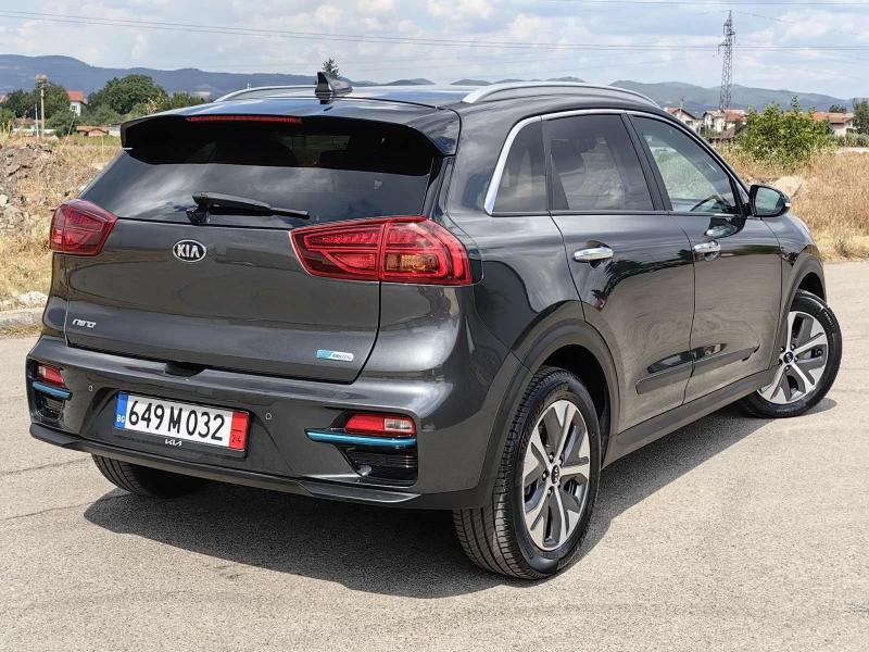 Kia Niro 67kw* 204k.c.* КАТО НОВА* , снимка 5 - Автомобили и джипове - 47395981